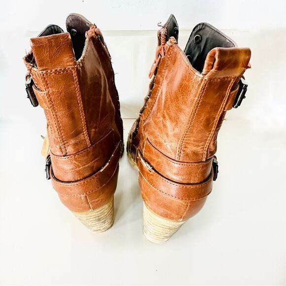 ANTHROPOLOGIE Brown Tan Lace Up Combat Booties Ankle Boot Buckle Zipper Heels 9 - Picture 8 of 16